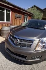 Cadillac SRX 2012 года